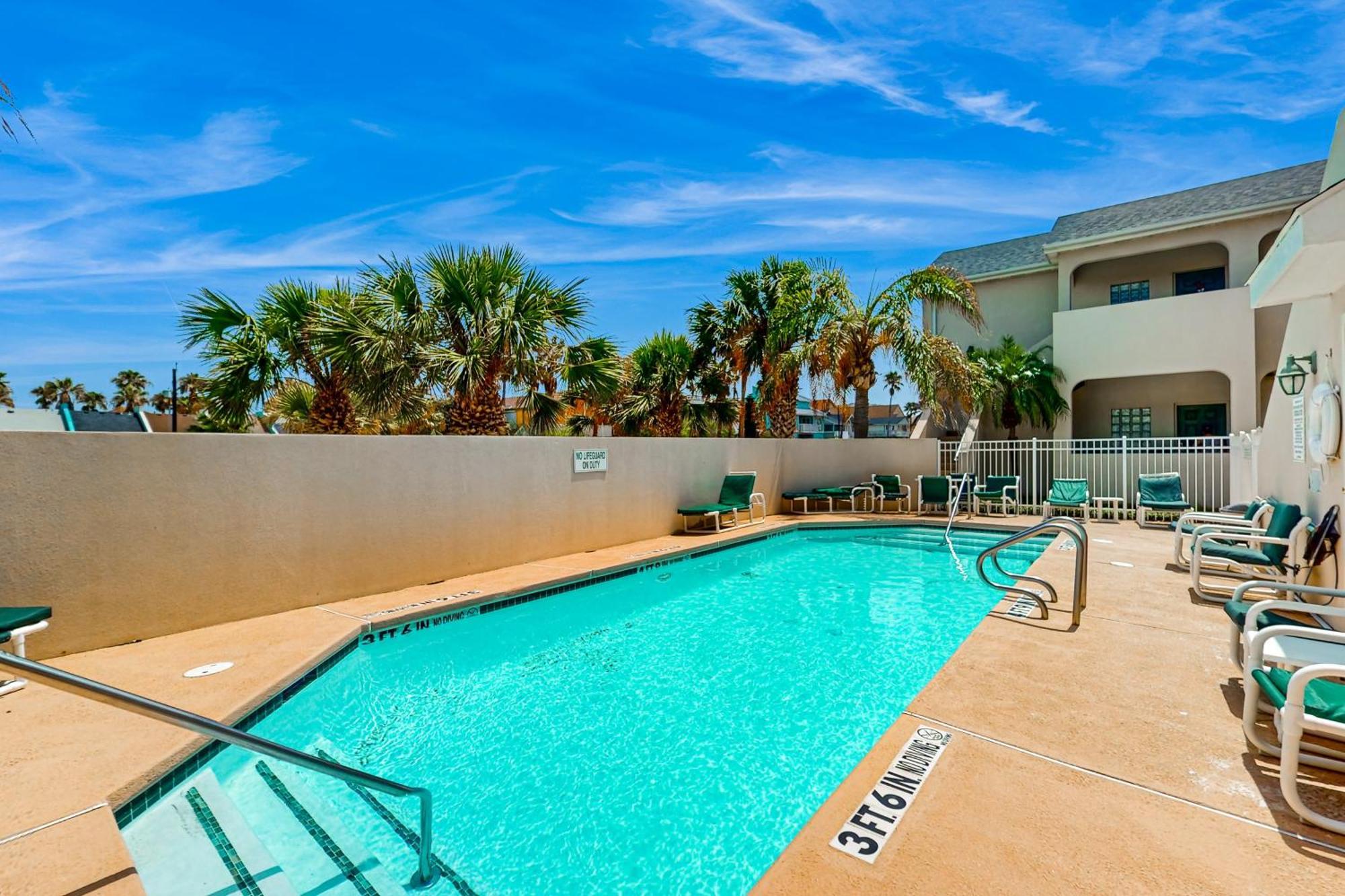 Moon Dancer Condominiums South Padre Island Room photo