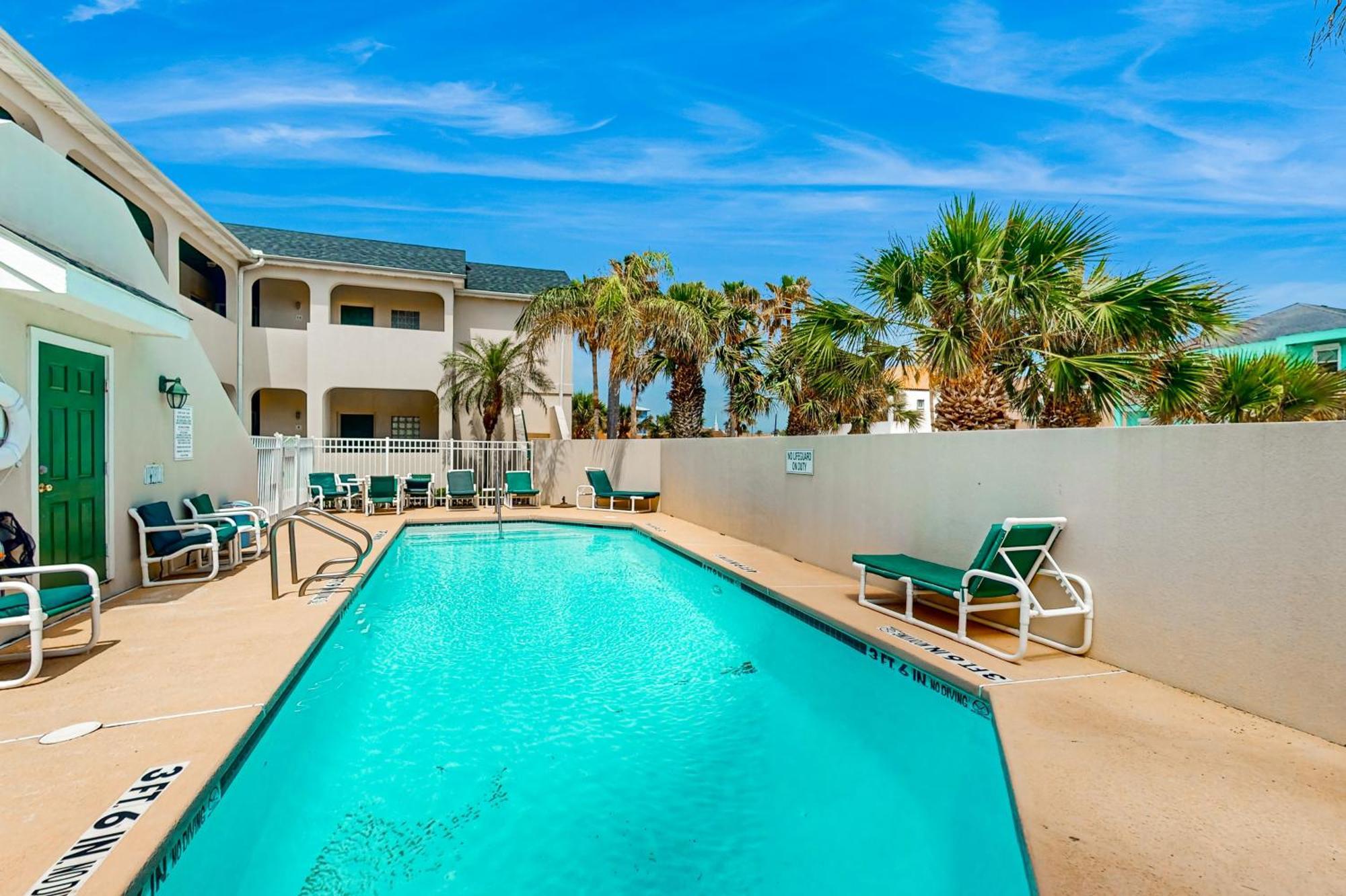 Moon Dancer Condominiums South Padre Island Room photo